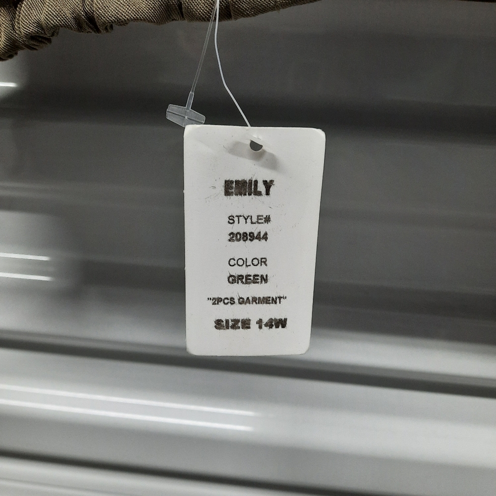 Emily Pant Suit Womens Size 14W Olive Green - Picture 6 of 8